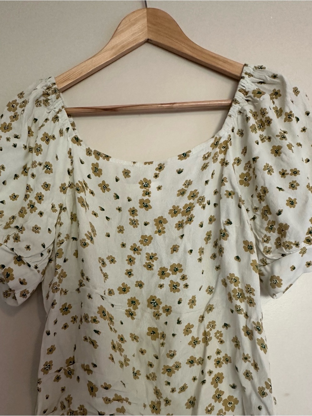 Pink Martini Floral Puff-Sleeve Blouse